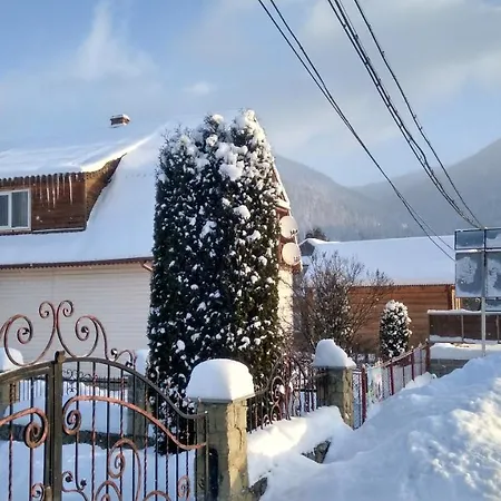 Privatunterkunft Opryshky Tatariw