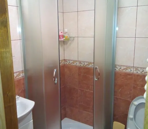Opryshky Pansiyon Tatariv
