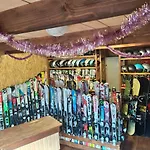 Opryshky Homestay